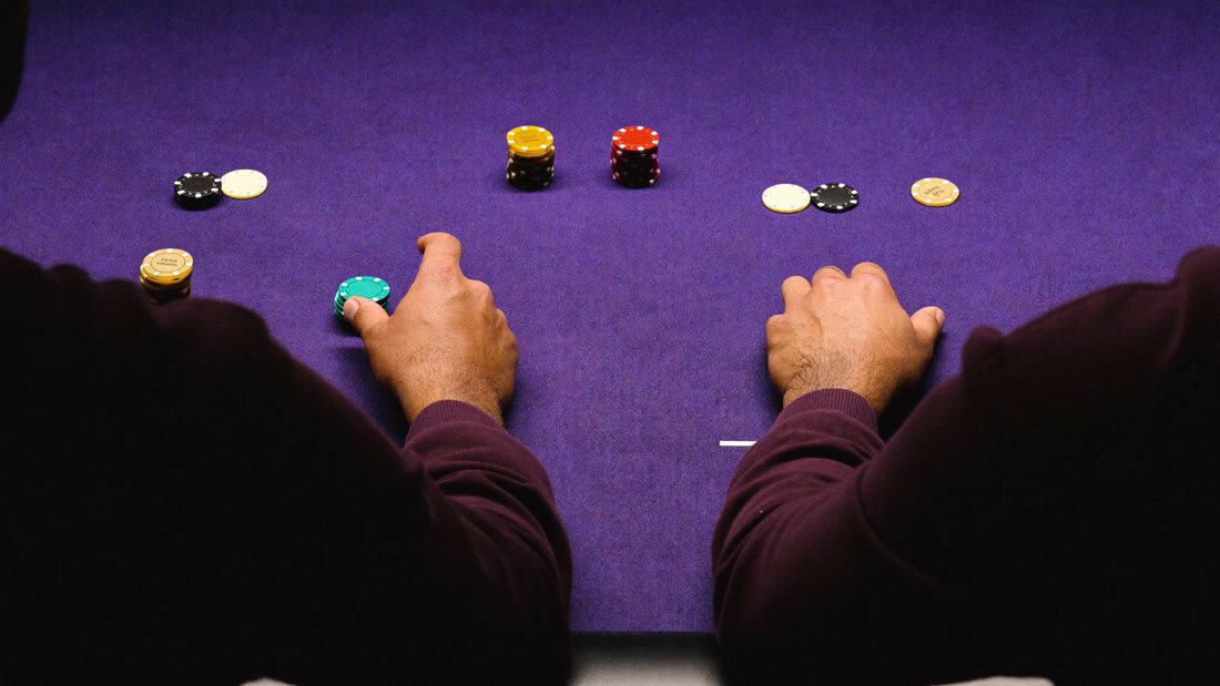 R24 Casino: Stacking The Welcome, The Reload And The Cashback