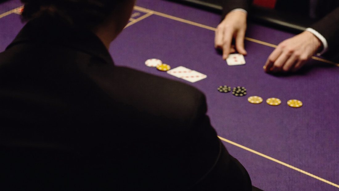 R24 Live Casino: Which Seats RM20 Can Take